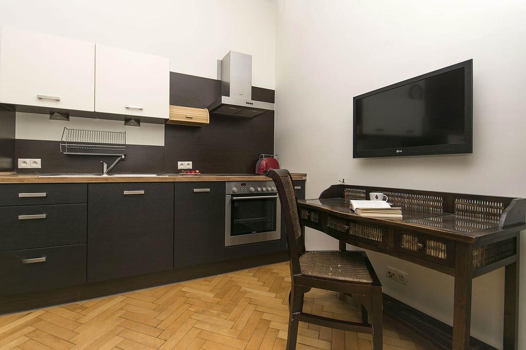 Patio Apartments - Old Town غدانسك المظهر الخارجي الصورة