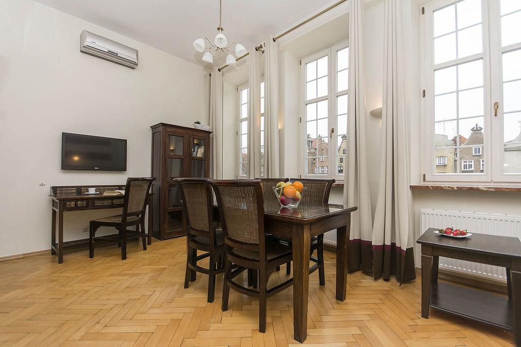 Patio Apartments - Old Town غدانسك المظهر الخارجي الصورة