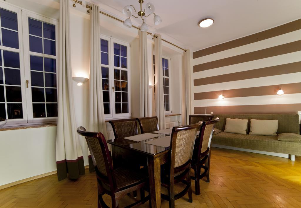 Patio Apartments - Old Town غدانسك المظهر الخارجي الصورة