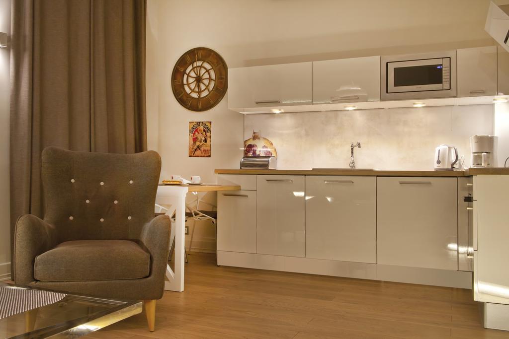 Patio Apartments - Old Town غدانسك الغرفة الصورة